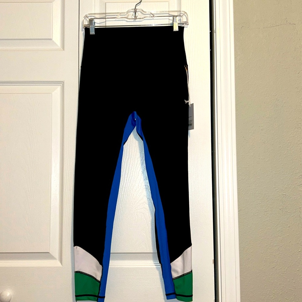Women’s brand new leggings